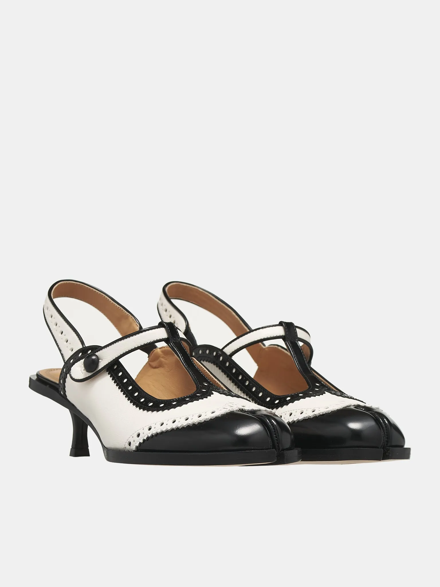 Brogued Leather Slingback Tabis (S39WP0135-P6848-WHITE-BLACK)