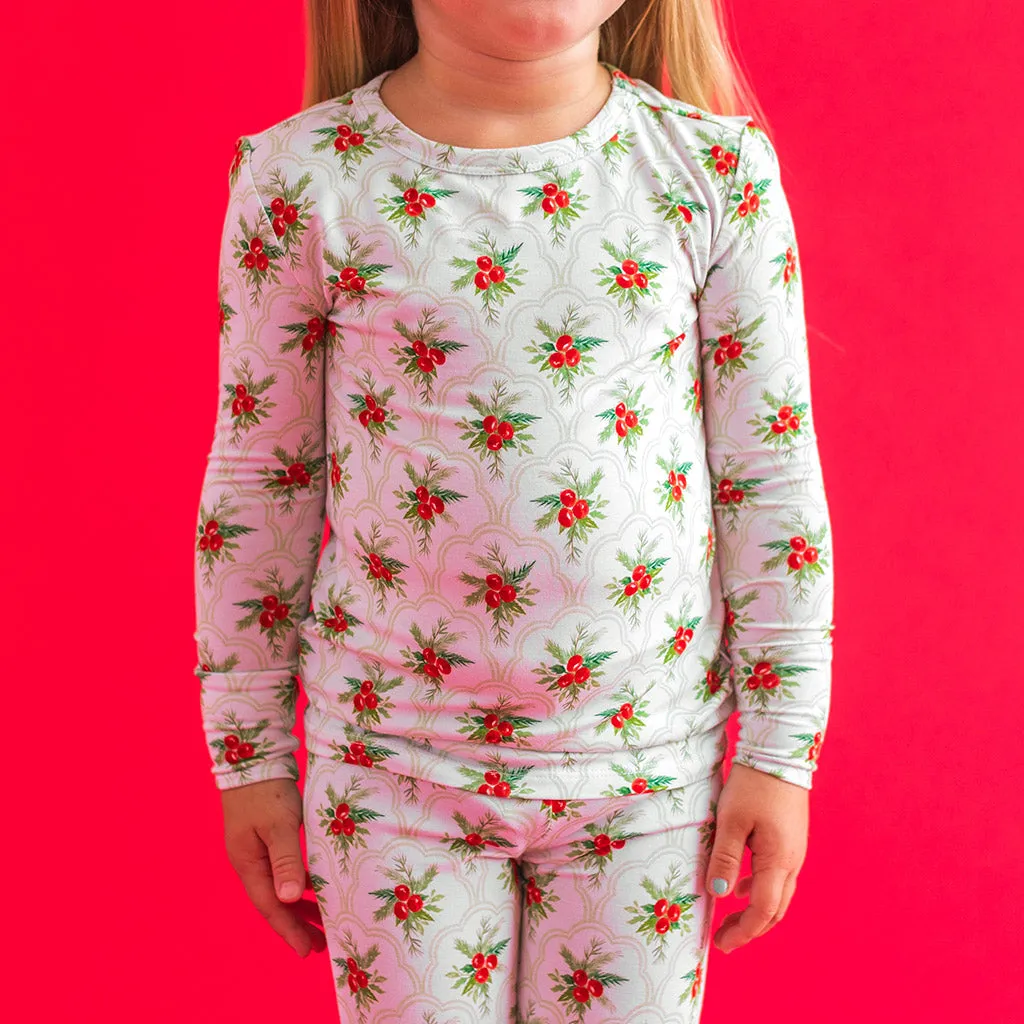 Gladys Classic Pajama Set