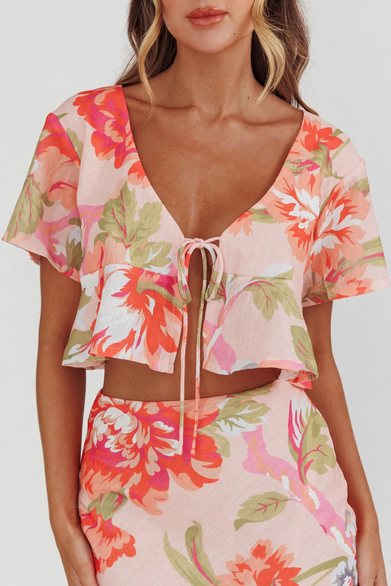 La Vie Tied Bust Crop Top Floral Peach