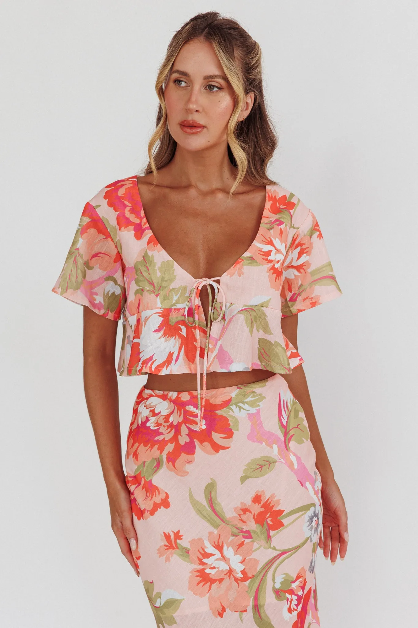 La Vie Tied Bust Crop Top Floral Peach