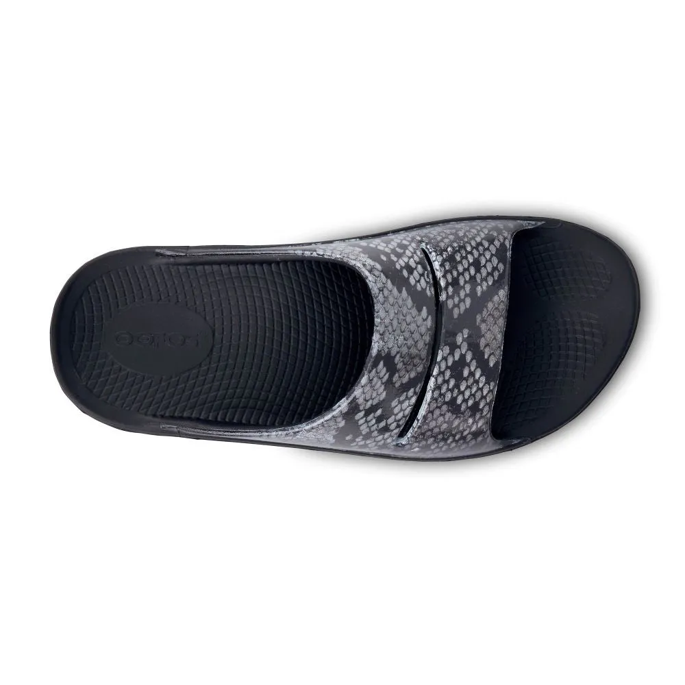 'OOFOS' Women's OOahh Slide Limited Edition - Black / Snake