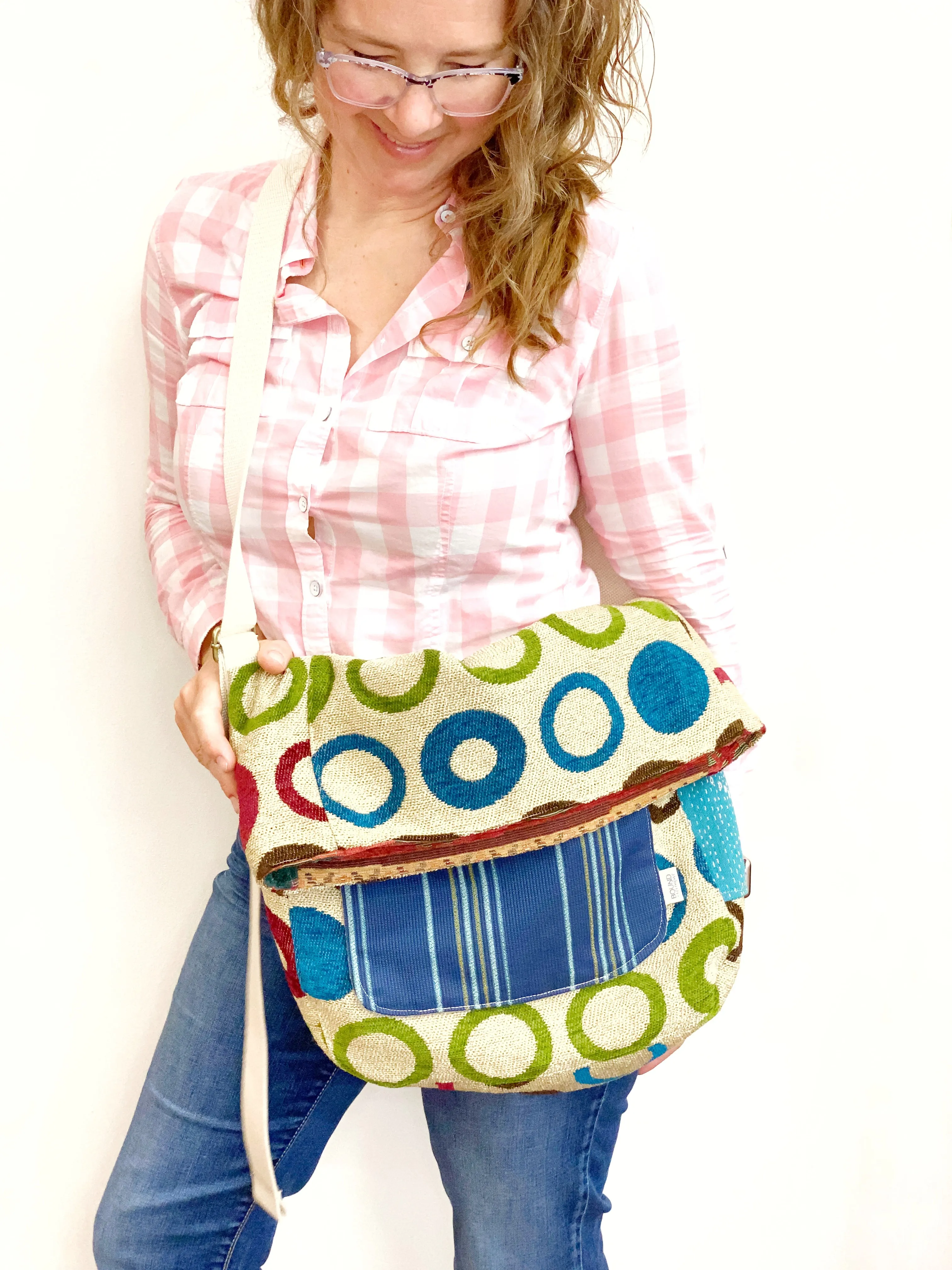 The Weekender - Circles, Crossbody Tote, Big Bag