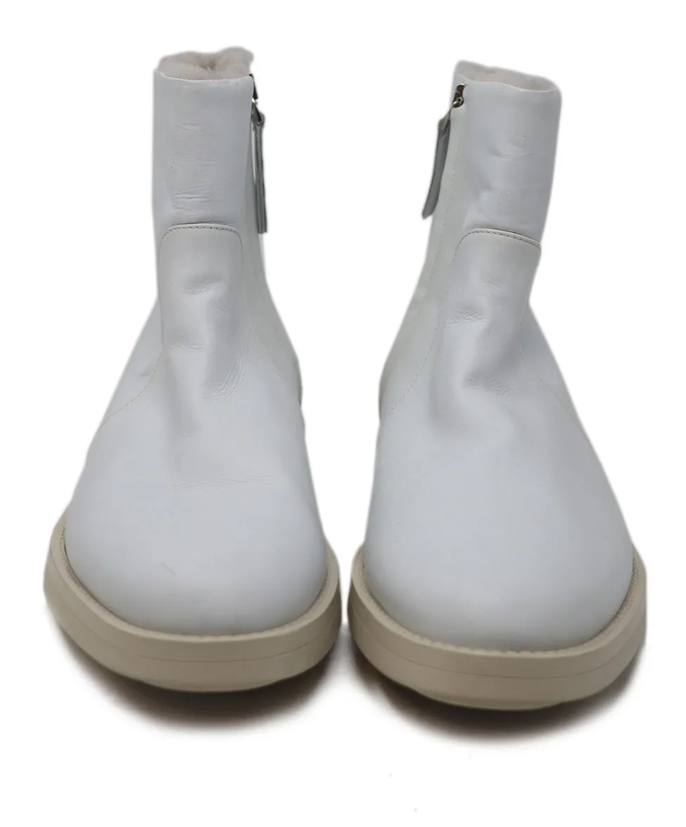 Theory White Shearling Booties sz 10