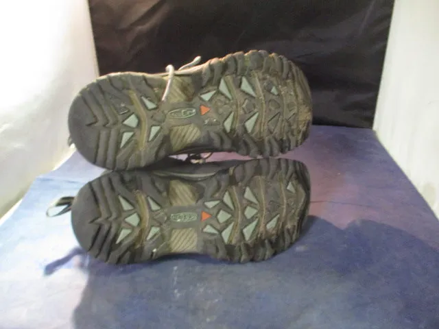 Used Keen Hiking Boots Size 5