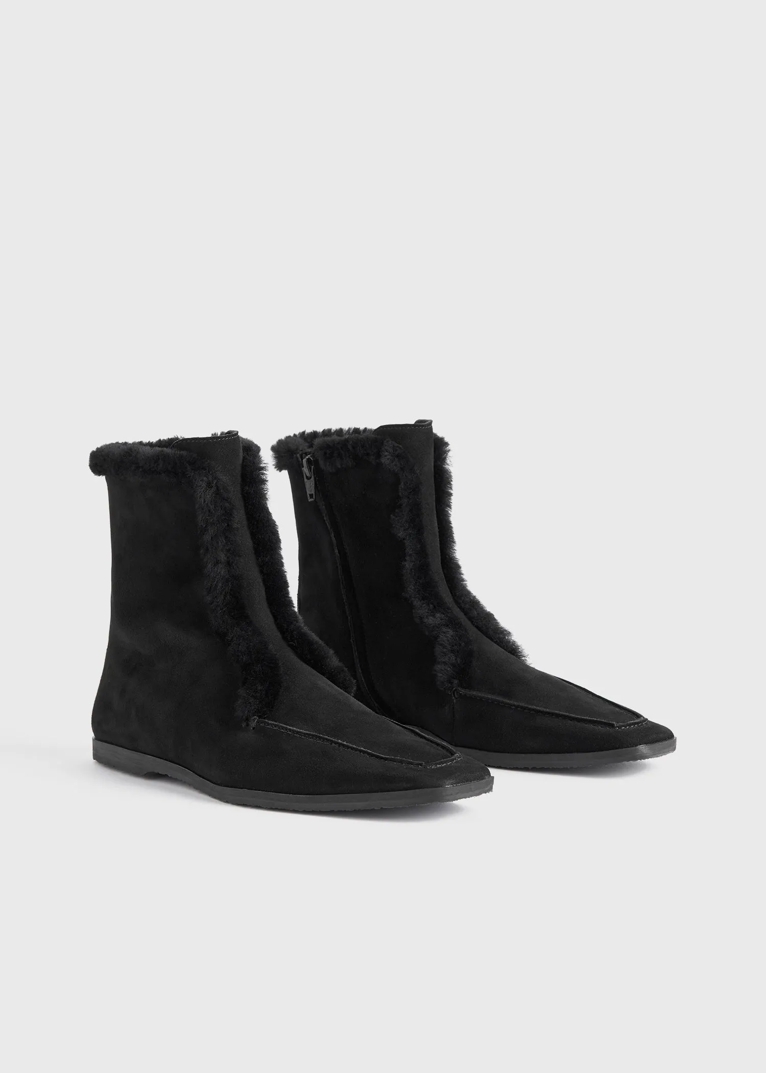 Zipped winter boots black